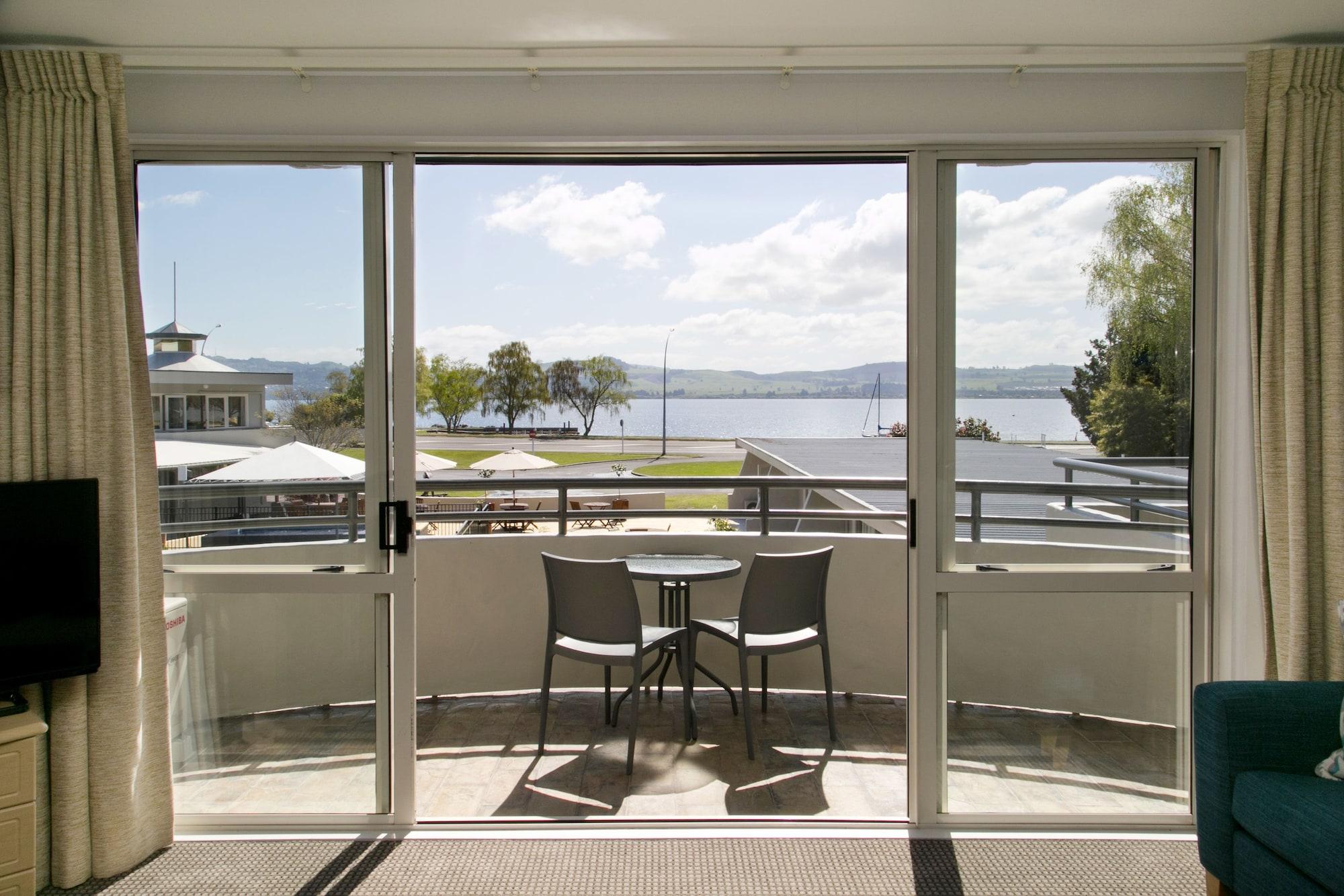 Anchorage Resort Taupo Nz Экстерьер фото