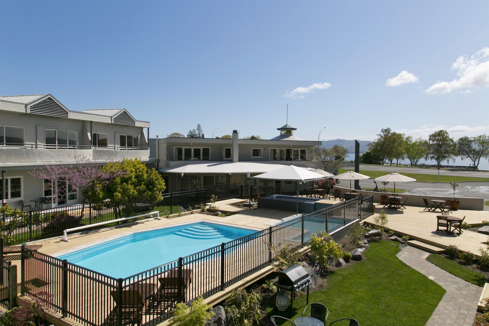 Anchorage Resort Taupo Nz Экстерьер фото