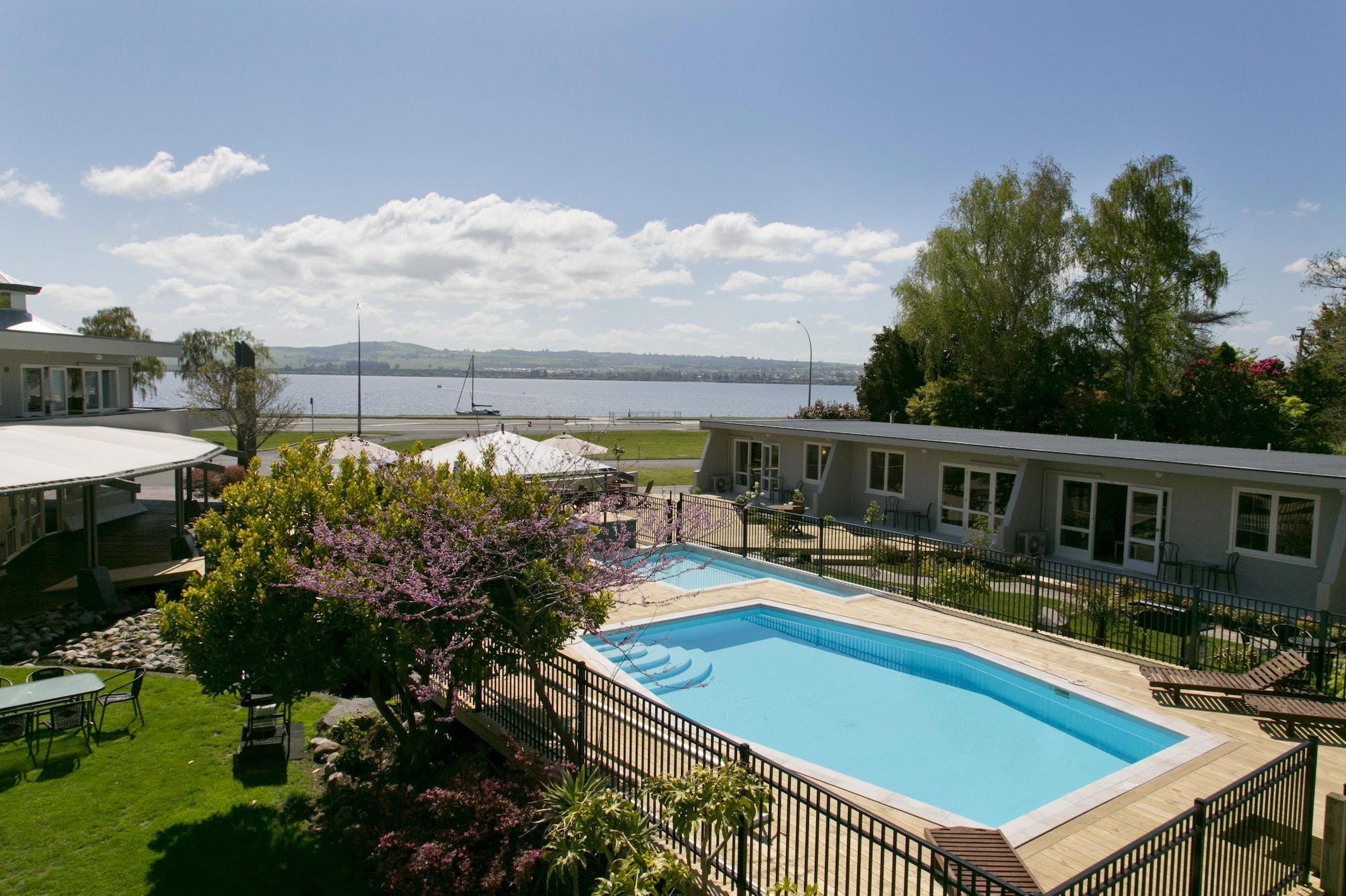 Anchorage Resort Taupo Nz Экстерьер фото